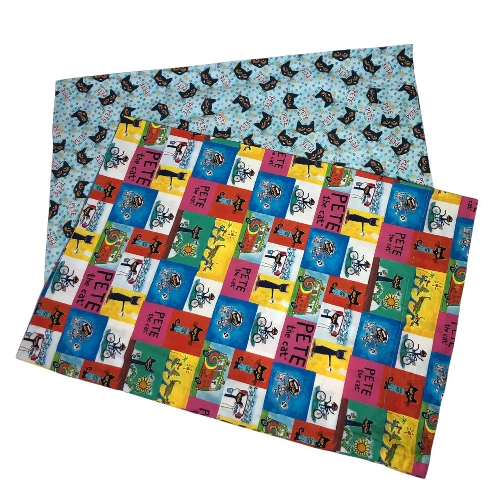 Set Of 2 Hand‎ Made Cotton Multicolor Pet The Cat Standard Pillowcases